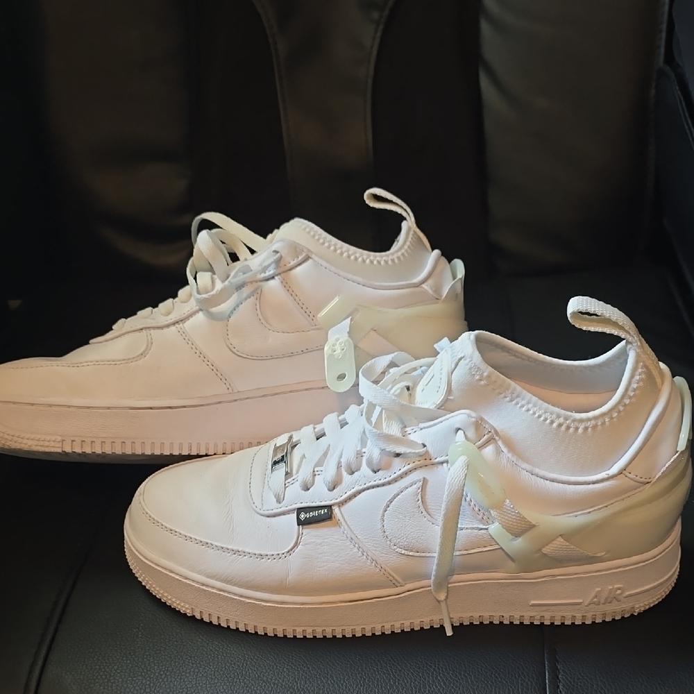 Nike White Athletic Shoes
